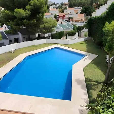 Costa Paradise -